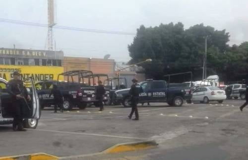Video: Balacera entre dos grupos de taxistas en MP de Ecatepec, deja dos lesionados